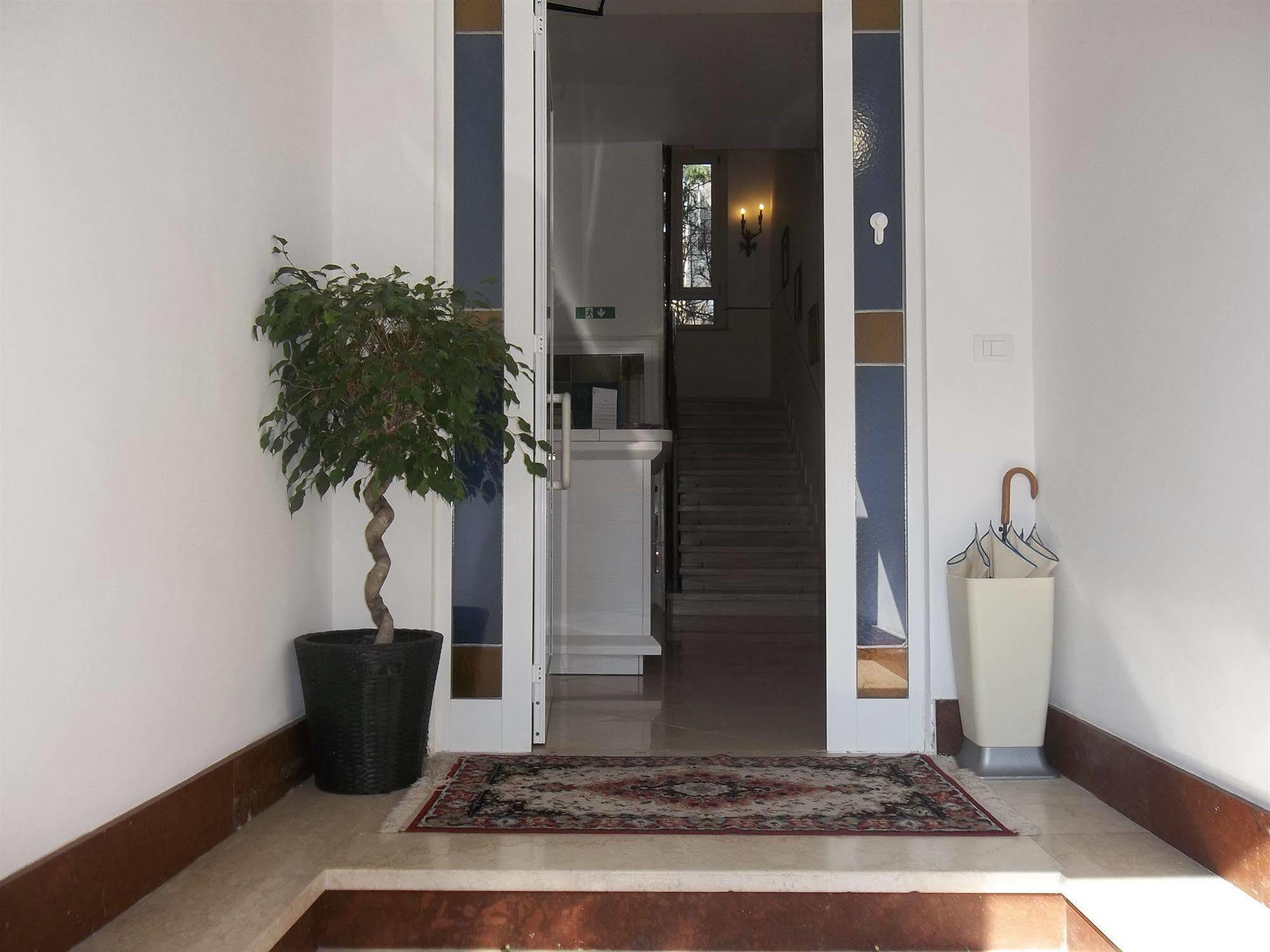 Hotel Amalfi Milano Dış mekan fotoğraf
